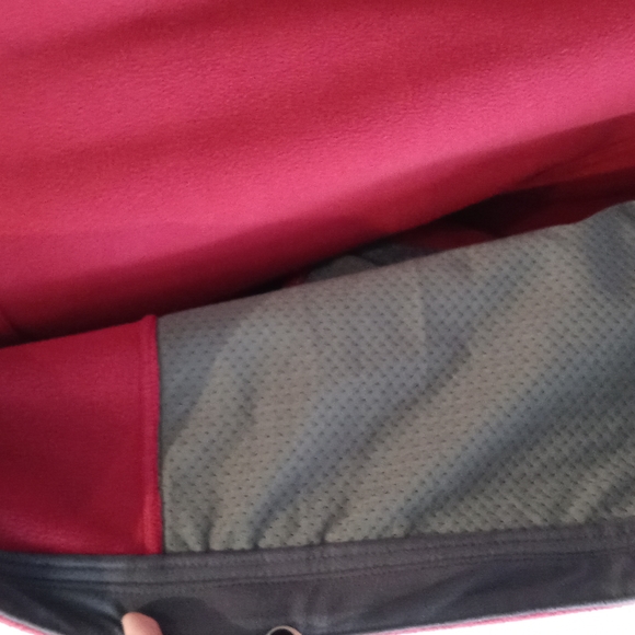 The North Face red sweater size L - Picture 4 of 7